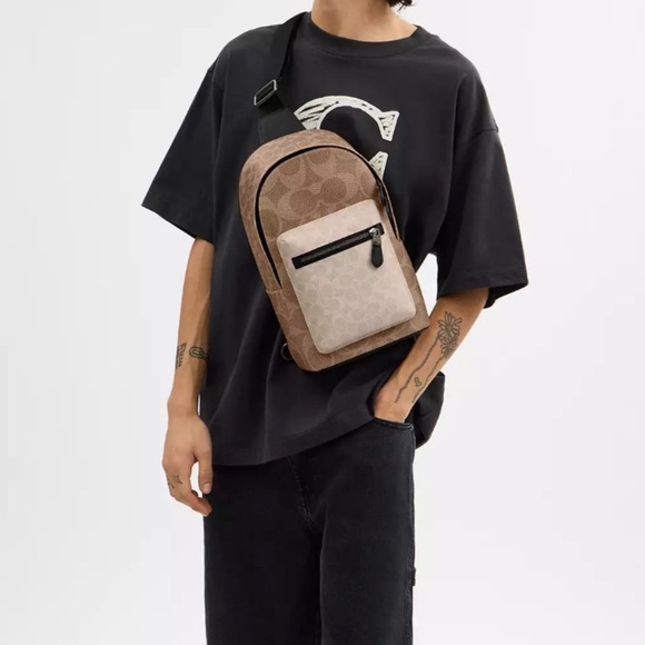 Coach West Pack sling signature canvas backpack bag NWT - Picture 6 of 7